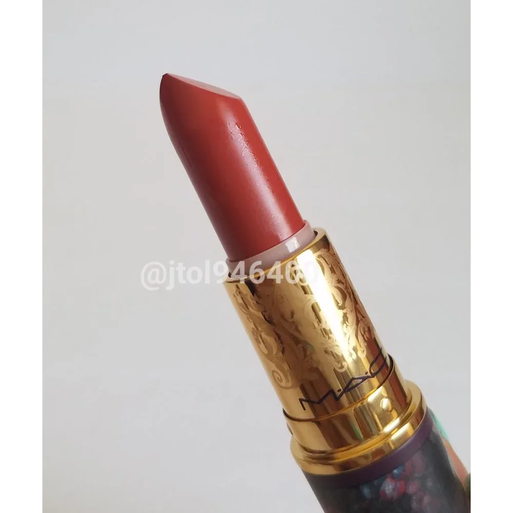 Mac Tarnished Reputation Lipstick - Picture 2 of 7